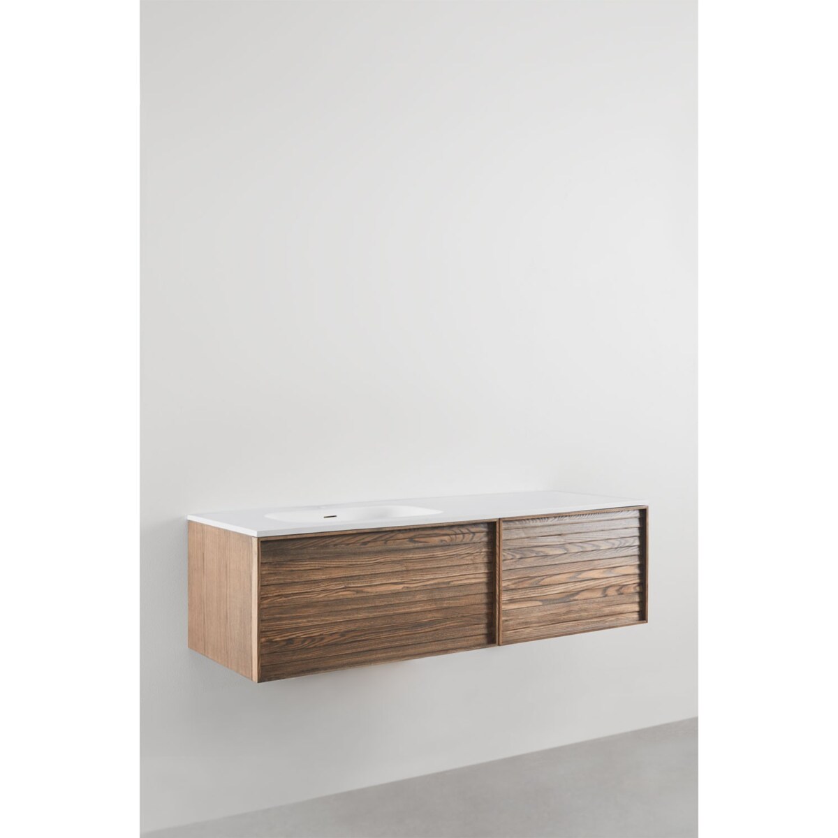 Drewniana komoda łazienkowa ze zintegrowaną umywalką Solea