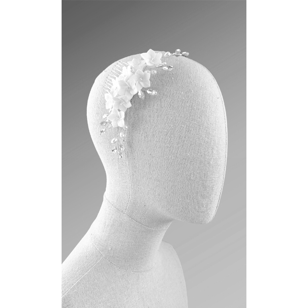 Zestaw złoty grzebyk i wsuwki z kwiatami cyrkoniami i perełkami