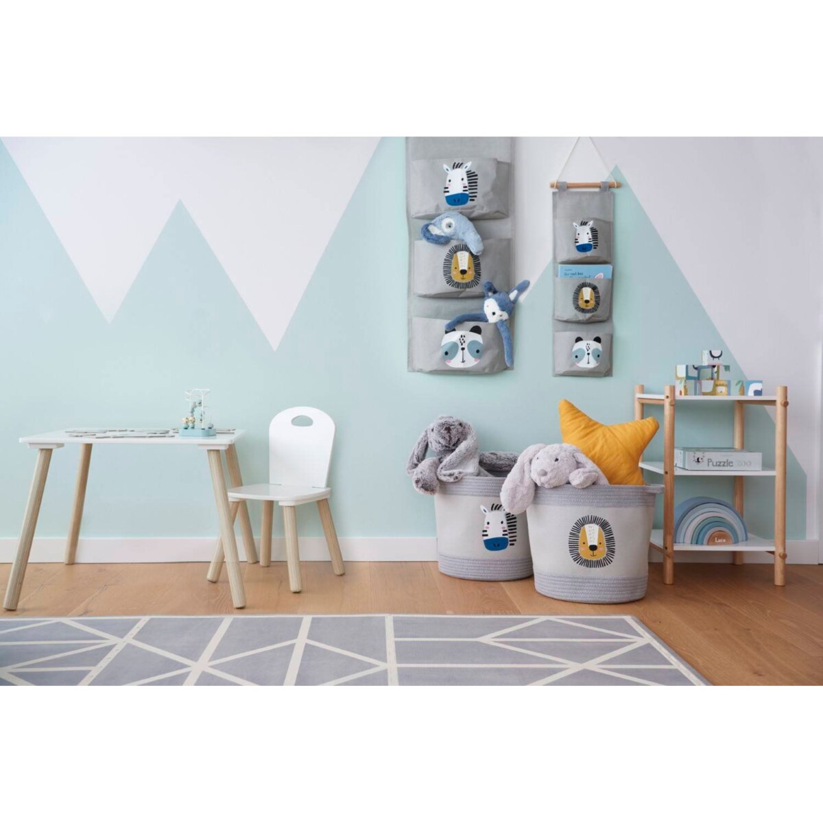 Zestaw mebelków dla dzieci Scandi, 2 krzesła + stolik,meble dla dzieci ZELLER