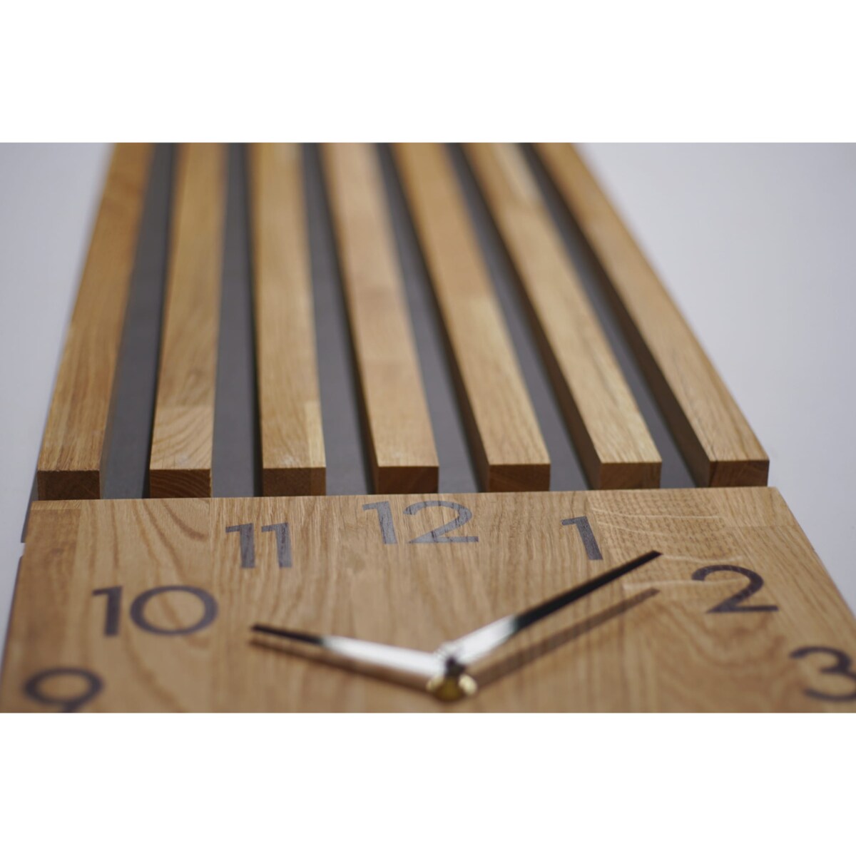 Dębowy panel Zegar w Lamelach 155x30cm