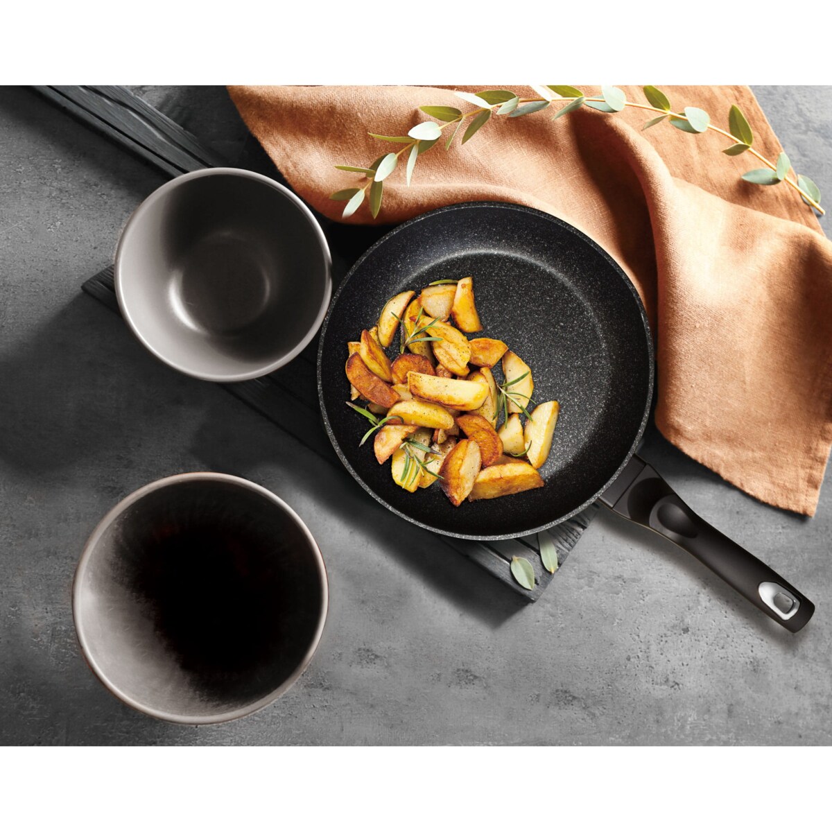 Patelnia Wok 28 cm marmurowa Berlinger Haus BH-1848 Czarna