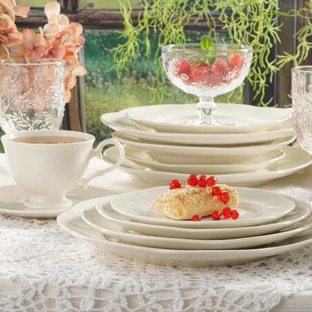 VILLA ITALIA Talerzyk deserowy 18 cm NIOBE