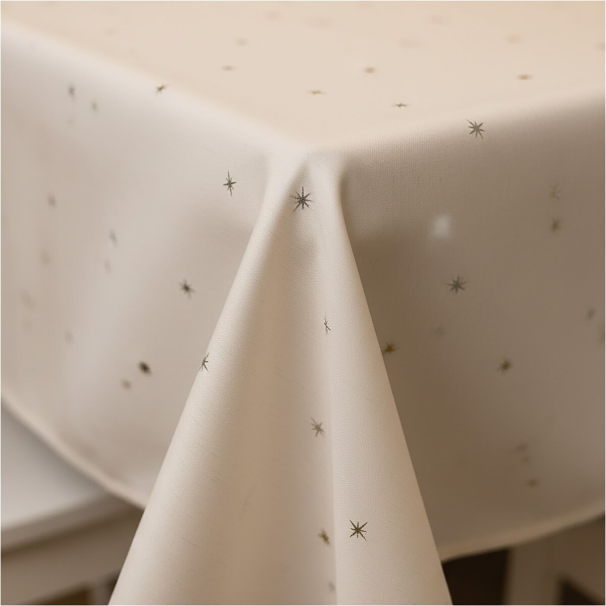 Obrus Świąteczny Na Stół Plamoodporny Dekoracyjny Na Boże Narodzenie 140X240 Złoty