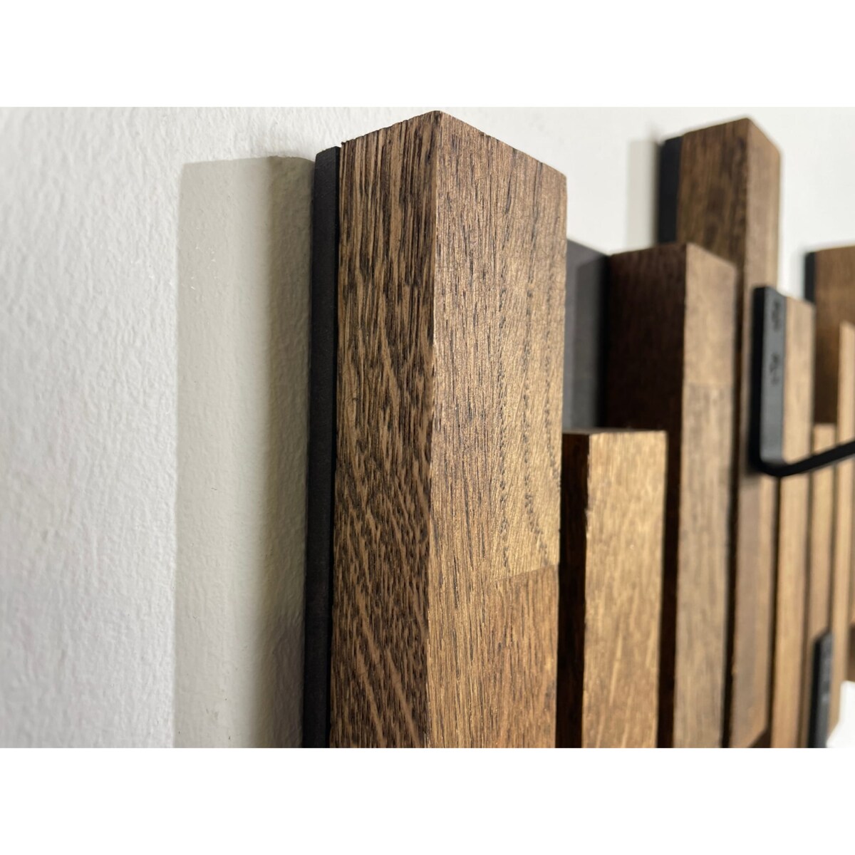 Wieszak ścienny na ubrania Lamele Mini 60cm brązowy