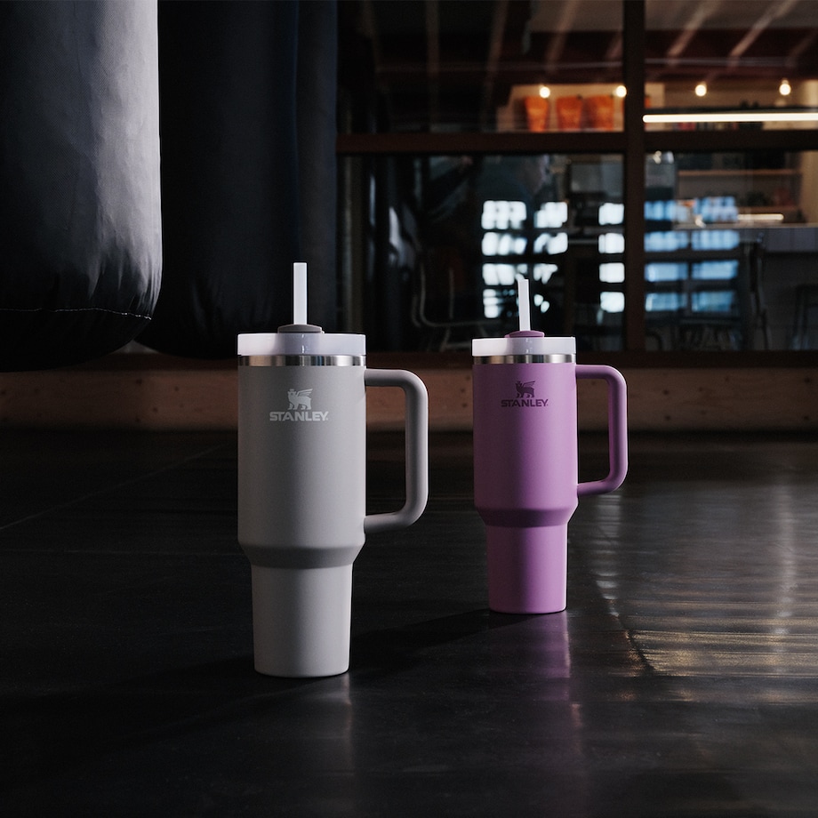 Stanley - Kubek termiczny Quencher H2.OFlowState™ Tumbler (1.18L) - ash