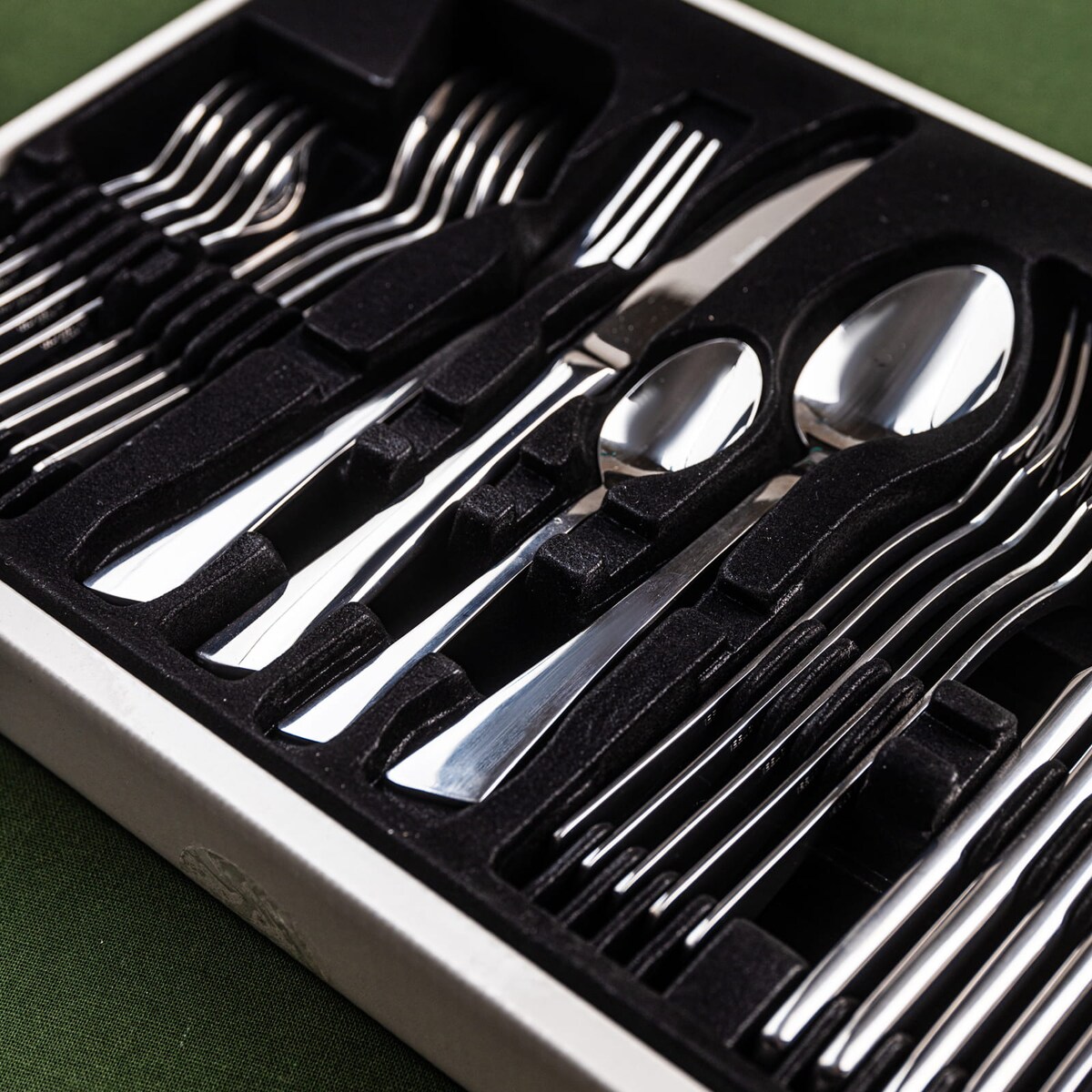 Kinghoff Sztućce 24 Elem. Połysk