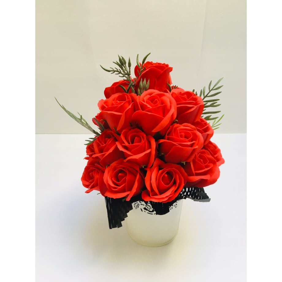 BUKIET KWIATY Z MYDŁA pachną róża czerwona na prezent upominek dla bliskich