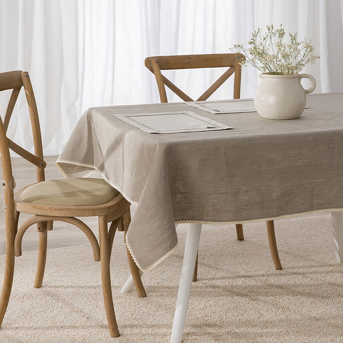 Obrus lniany z koronką 140x210 cm lniany