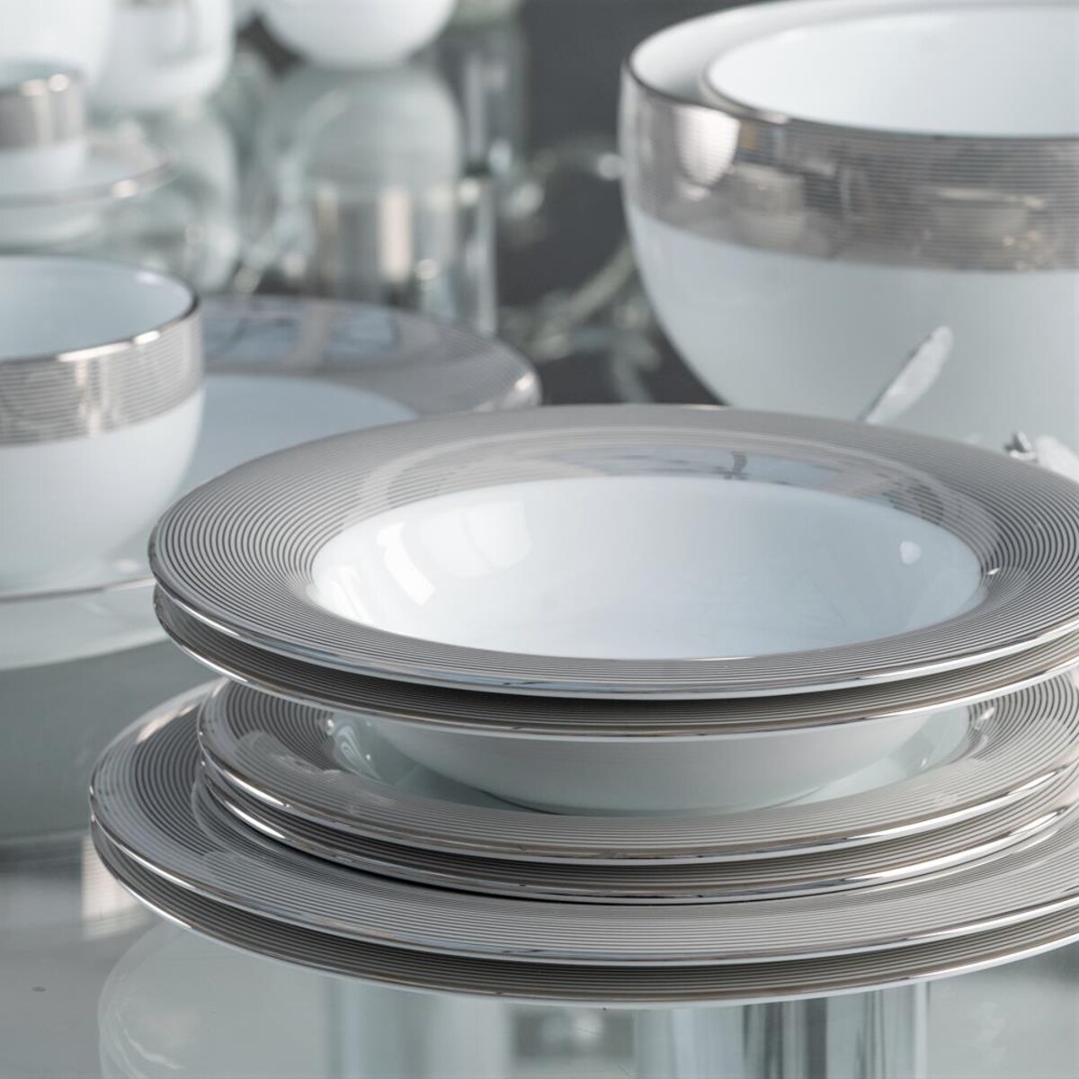 VILLA ITALIA Serwis obiadowy na 6 osób Komplet talerzy porcelanowych VALENTINO