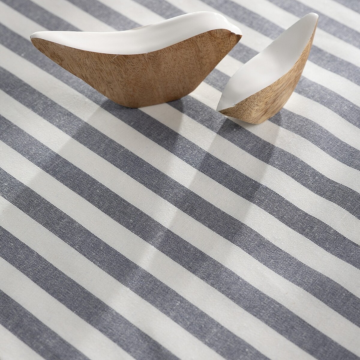 Bieżnik z falbaną 40x160 cm 40x160 granatowo-białe pasy (1,5cm)