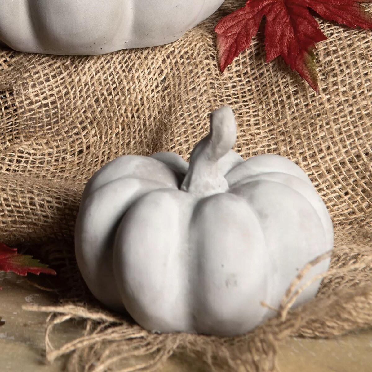 DYNIA BETONOWA figurka dekoracja ozdoba na Halloween Jesień 11cm szara