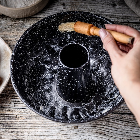 Forma do pieczenia ciasta babki z kominem z powłoką nieprzywieralną 22x10cm KLAUSBERG