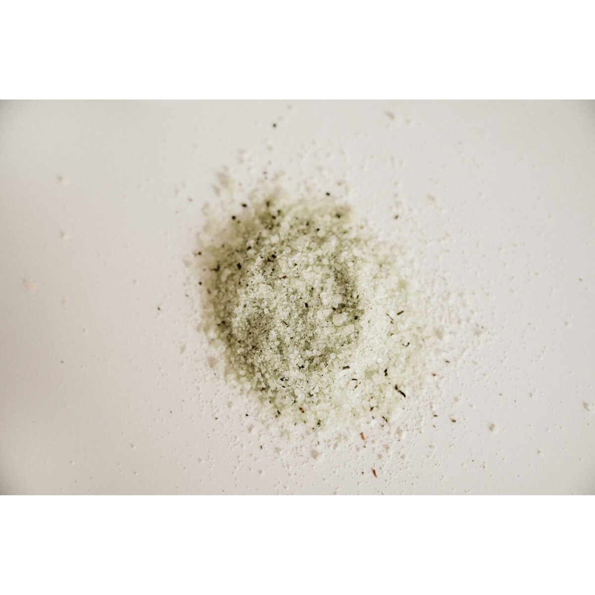 Sól do kąpieli DETOX Bath Salt