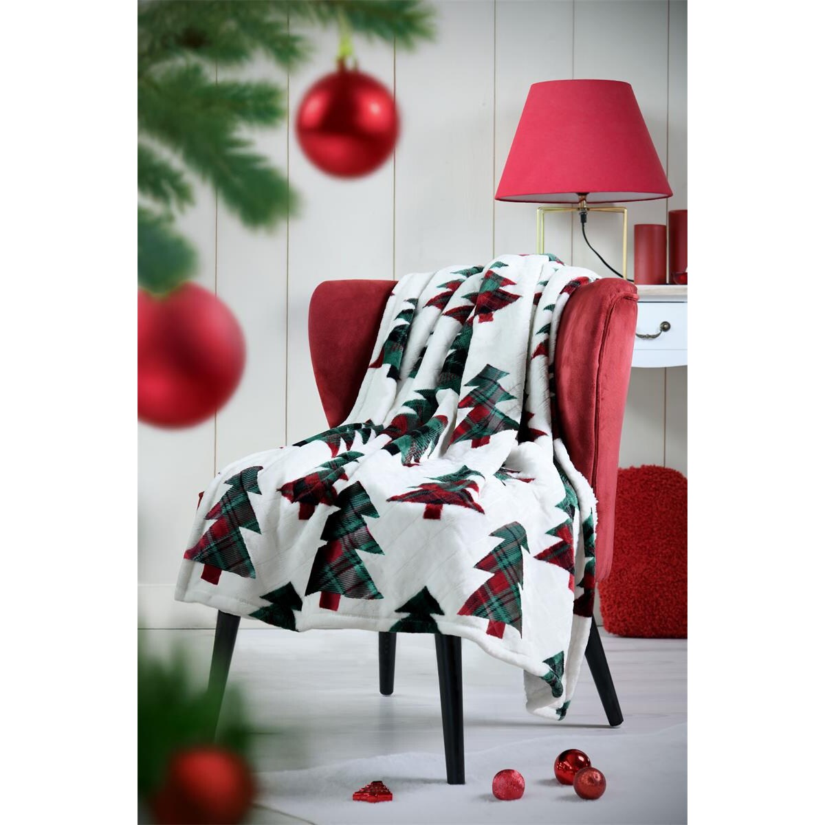 Koc świąteczny KLAUS w choinki, 130 × 160 cm