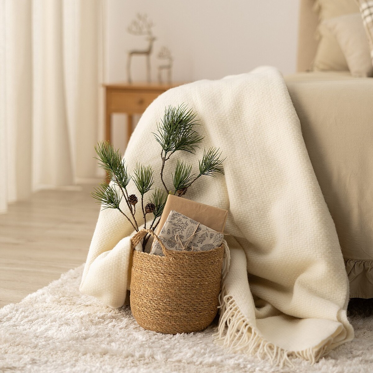 Gałązka dekoracyjna Pine Tree 90 cm, 10x10x90 cm