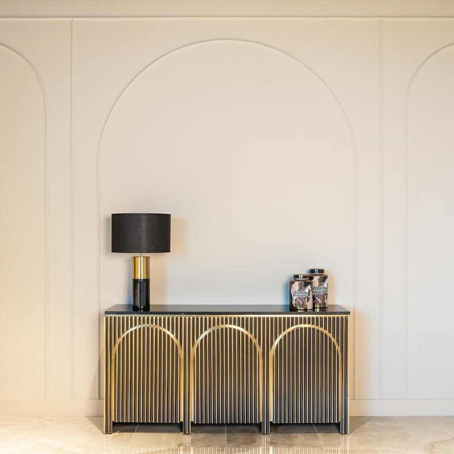 RICHMOND komoda LES ARCS - szczotkowane złoto, mosiądz, marmur, MDF