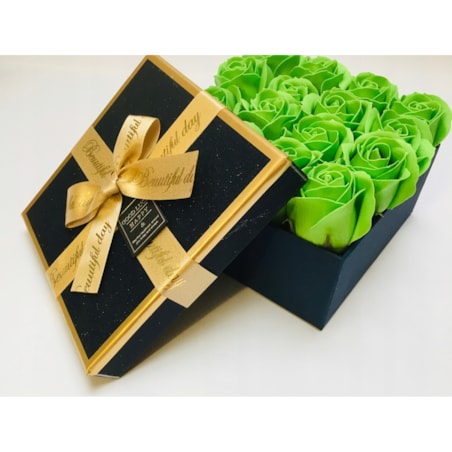 FLOWER BOX PACHNĄCE ZIELONE RÓŻE MYDLANE w pudełku GOTOWY PREZENT kobiet