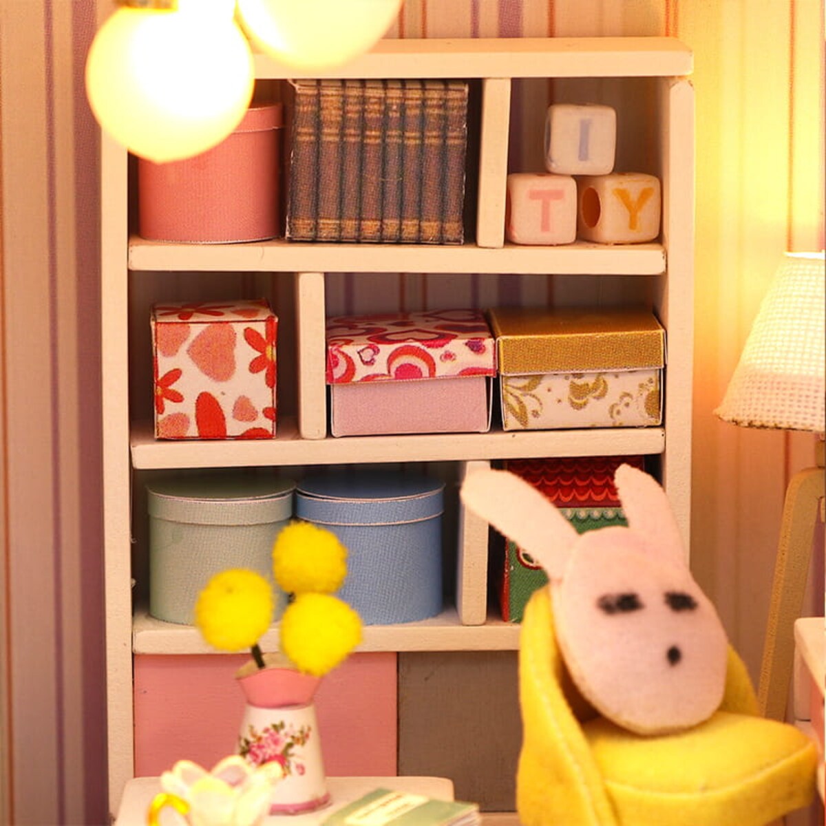 Miniaturowy domek - Między nami dziewczynami