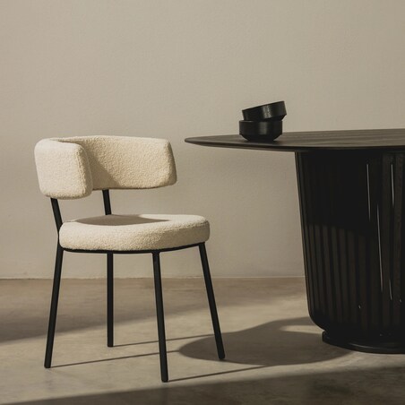 Krzesło IGUNIA-II 75x58x57 cm jasnobeżowe/czarne nóżki