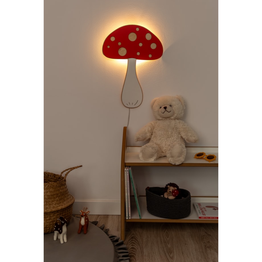 Drewniana lampka MUCHOMOR do pokoju dziecięcego