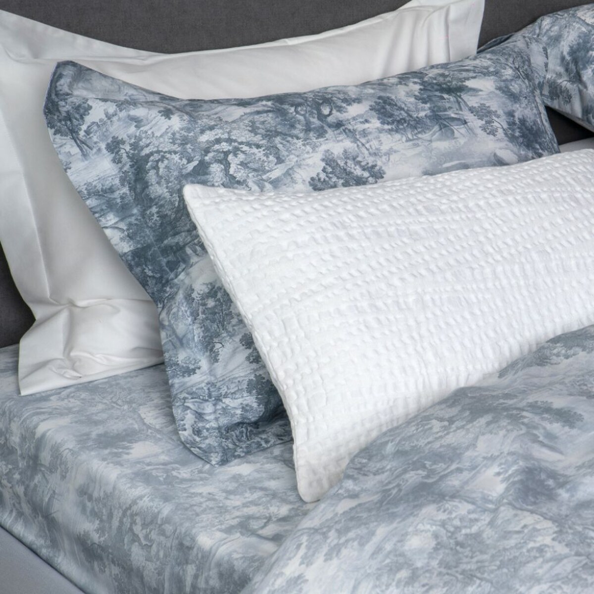 Pościel Toile Blue DecoFlux 200x220 cm 2 sztuki 50x70 cm