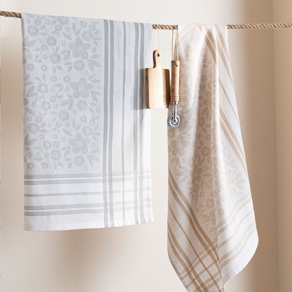 Ścierka bawełniana kuchenna 50x70 Fiołka beżowa