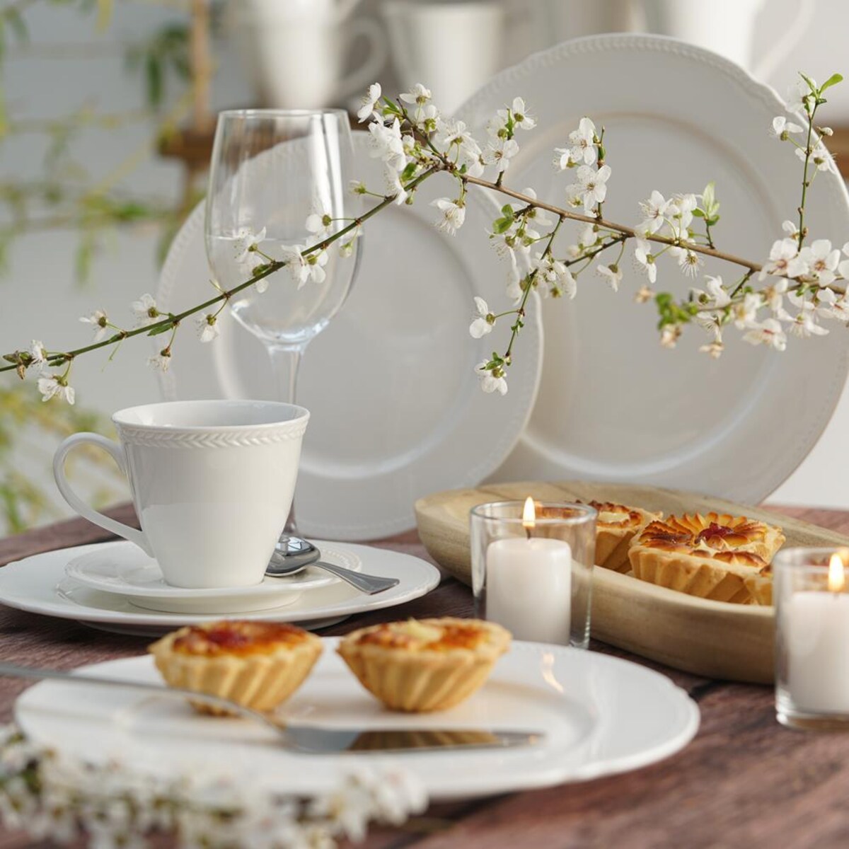 VILLA ITALIA Filiżanka porcelanowa 230 ml LOZANO