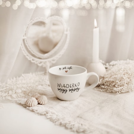 Biały kubek porcelanowy 500 ml - zabawny napis wiaderko mojej mamy dla mamy na Dzień Mamy