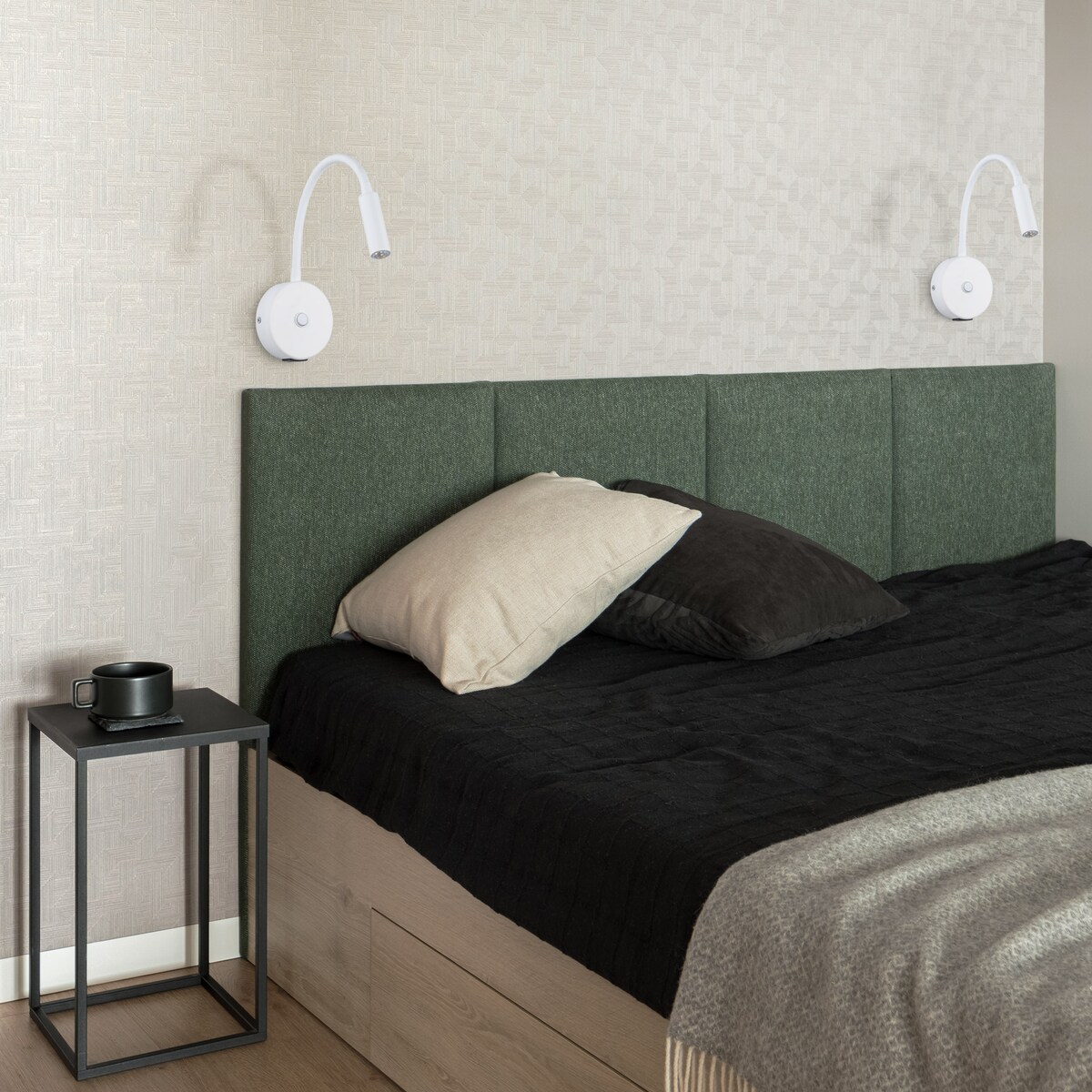 Kinkiet na wysięgniku TK Lighting LAGOS WHITE 10202 z włącznikiem i USB, biały, G9, nowoczesna lampka do czytania