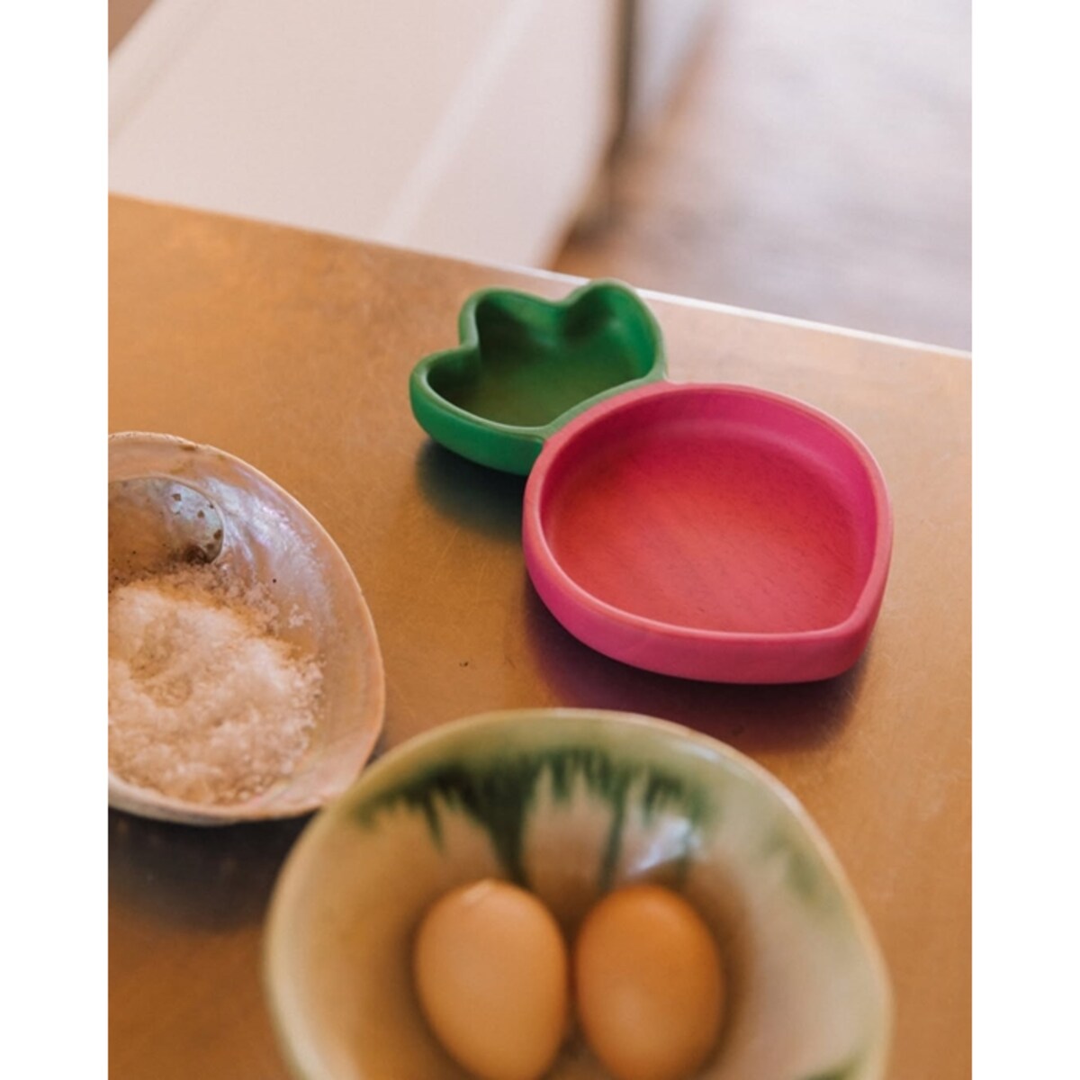 Oli & Carol Drewniany Talerzyk Dzielony dla Dziecka Rzodkiewka