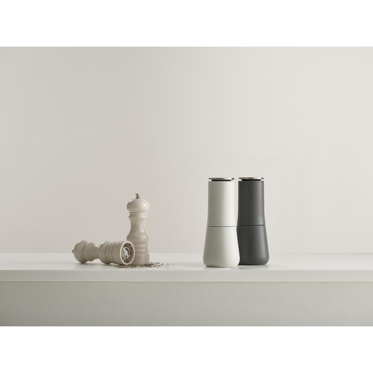 Młynki do pieprzu i soli Milltop, Joseph Joseph