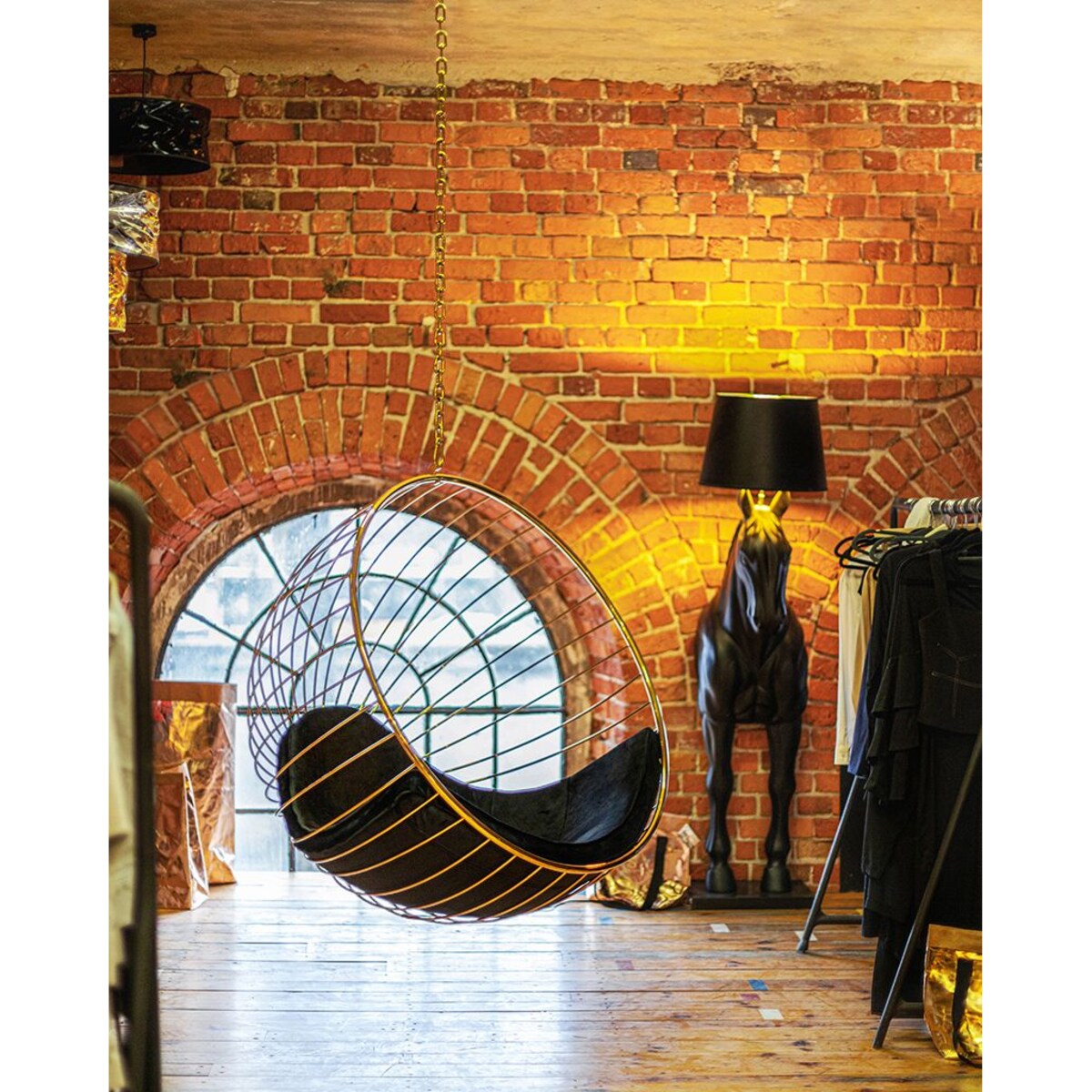 Fotel wiszący PH5994 GABBIA na łańcuchu złoty czarny, King Home