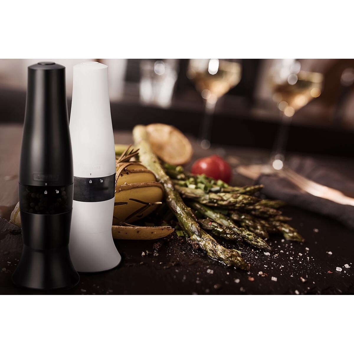 Elektryczny młynek do ziół i przypraw biały, 5 x 19.5 cm, Kyocera