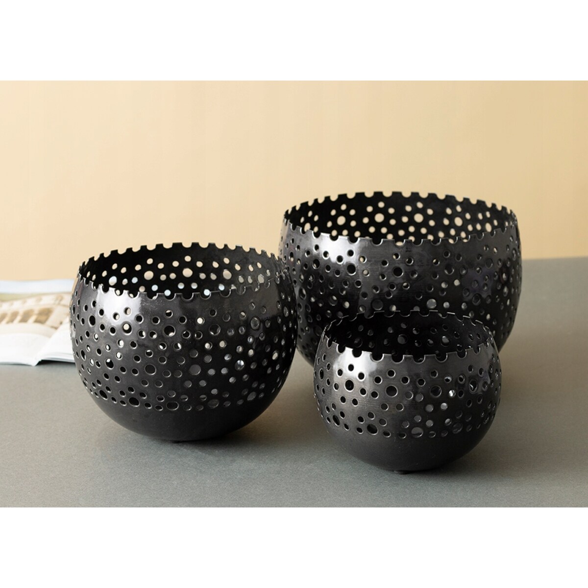 2 szt. DONICA TWINKLE czarna metalowa