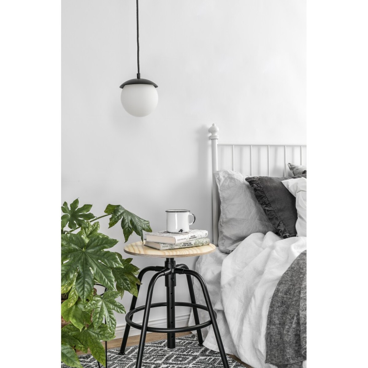 KUUL F czarna sufitowa lampa wisząca