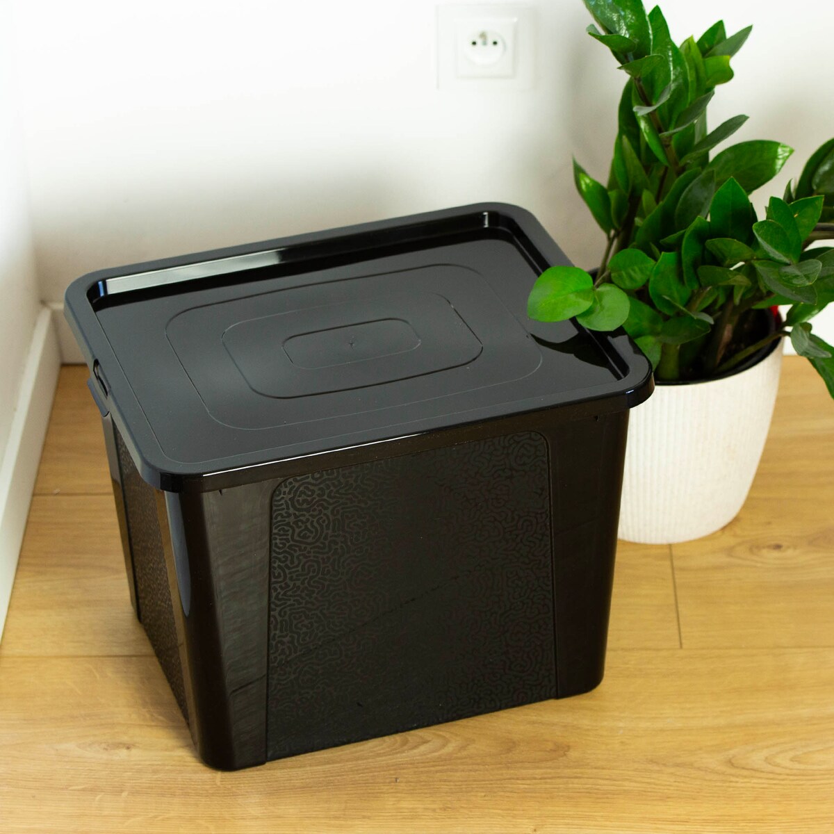 Pojemnik Plastikowy Z Pokrywą Duży Zamykany Pudełko Box Czarny 30L