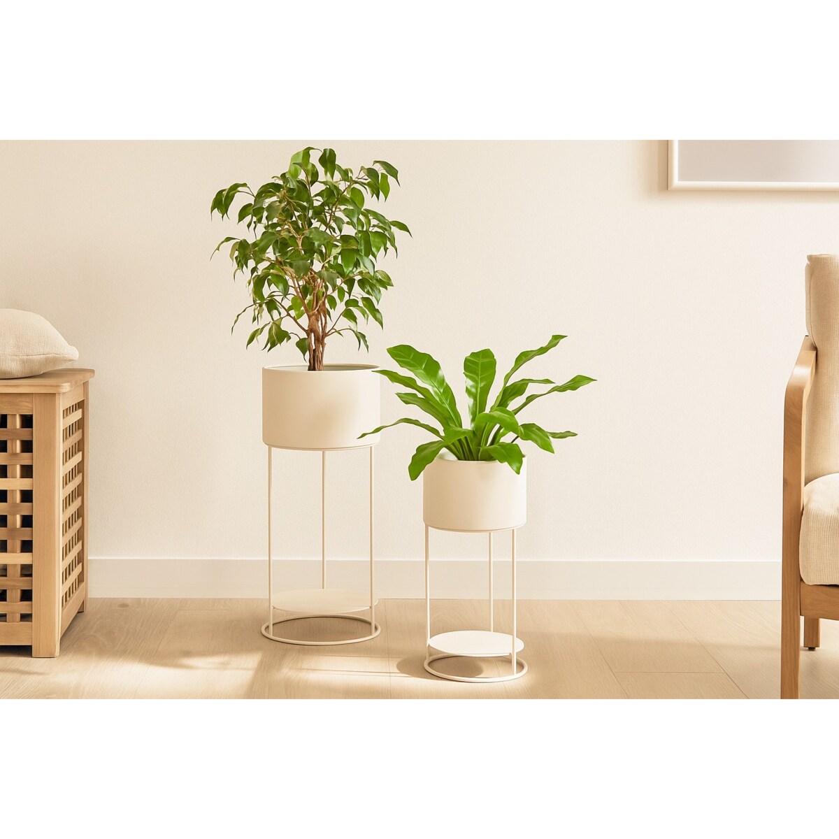 2 kwietniki metalowe OMEE