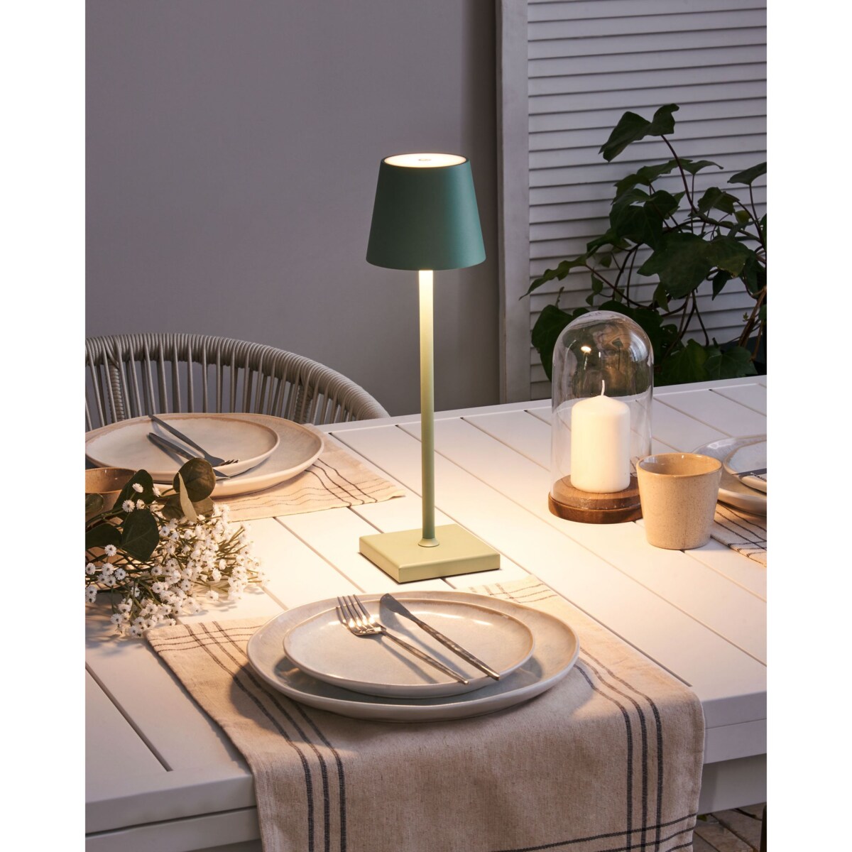 Bezprzewodowa lampa stołowa metalowa zielona BACEIRO