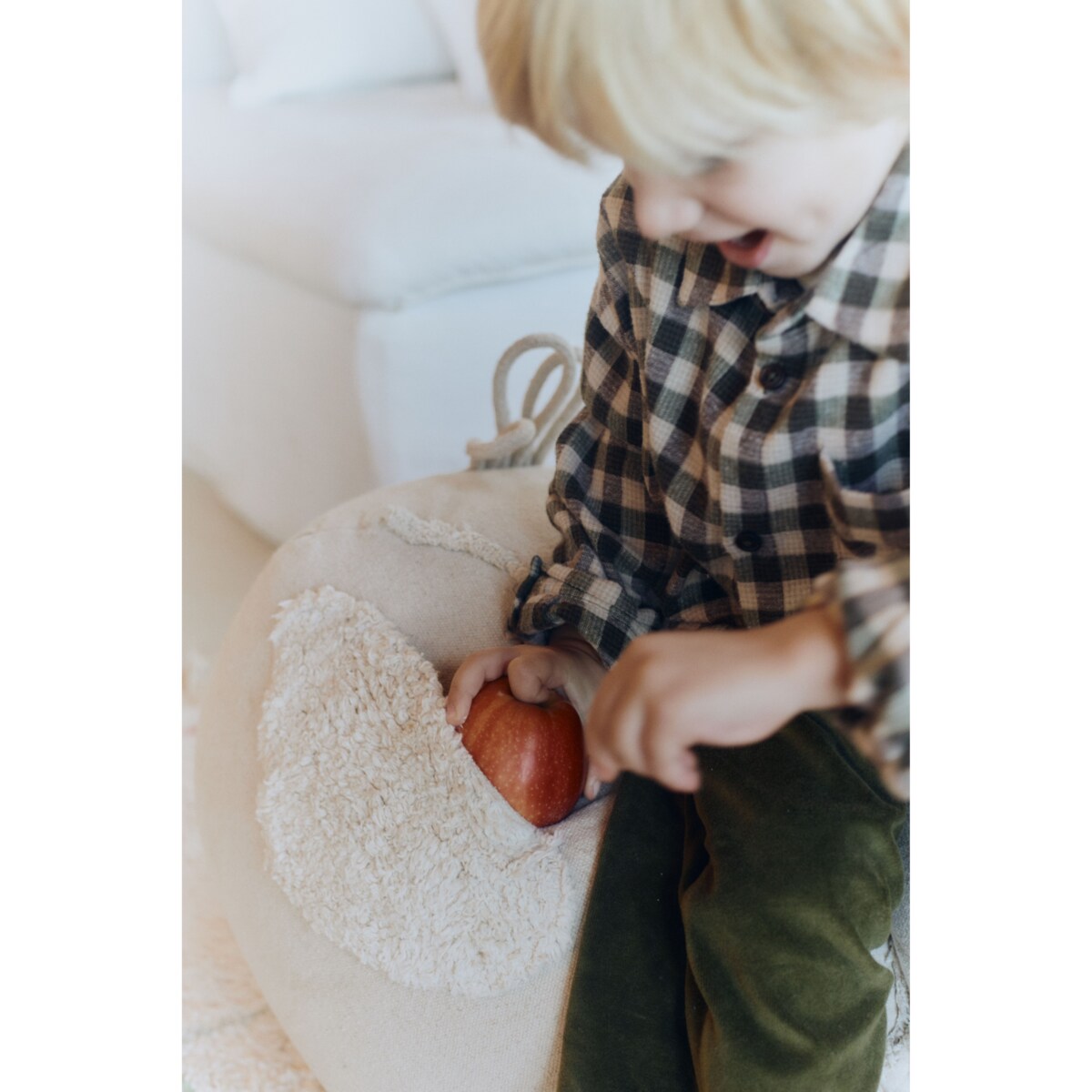 Lorena Canals - Pufa Kura, Farm