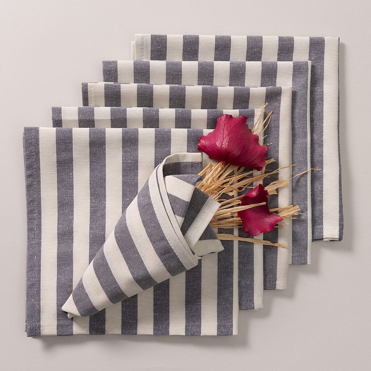 Komplet serwetek 6szt. 42x42 Quadro 136-02, 42x42cm