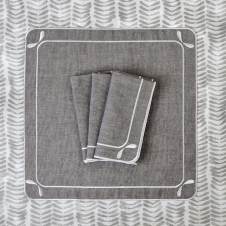 Obrus Dragonfly - 130 cm x 300 cm