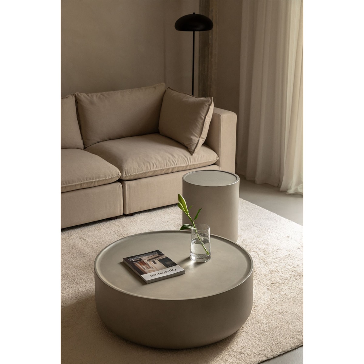 Cementowy stolik kawowy szary Drullo 80 cm | home&you