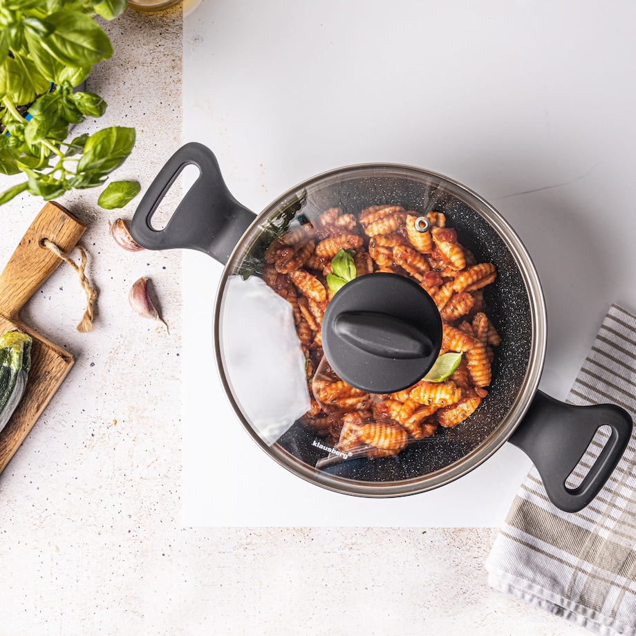 Garnek z powłoką marmurową czarny indukcja gaz 20cm 2.3L KLAUSBERG