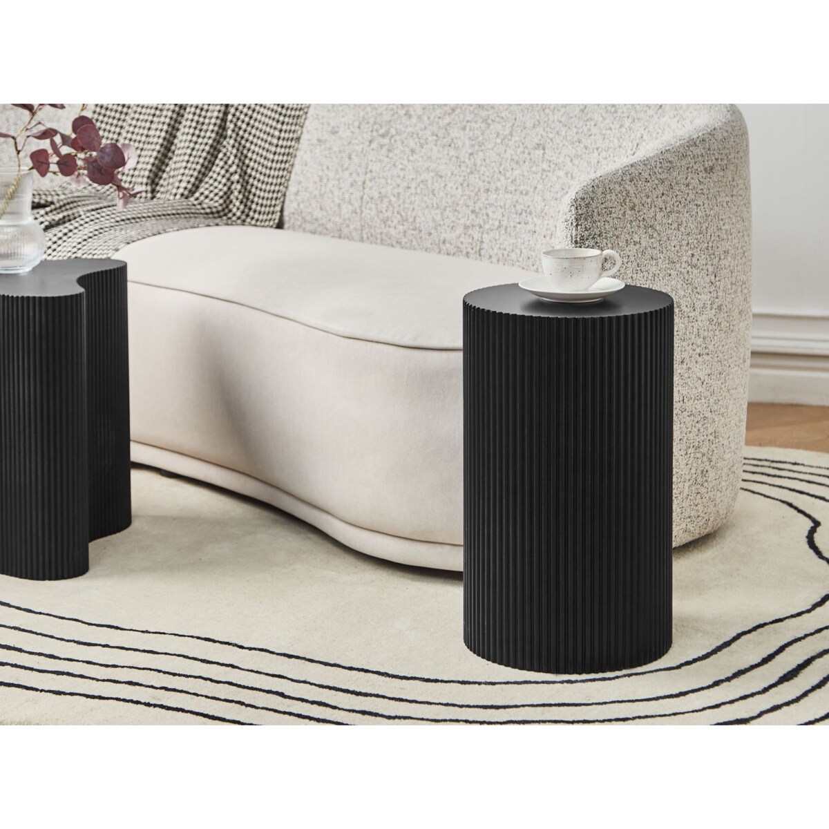 Stolik pomocniczy czarny CLAIRE