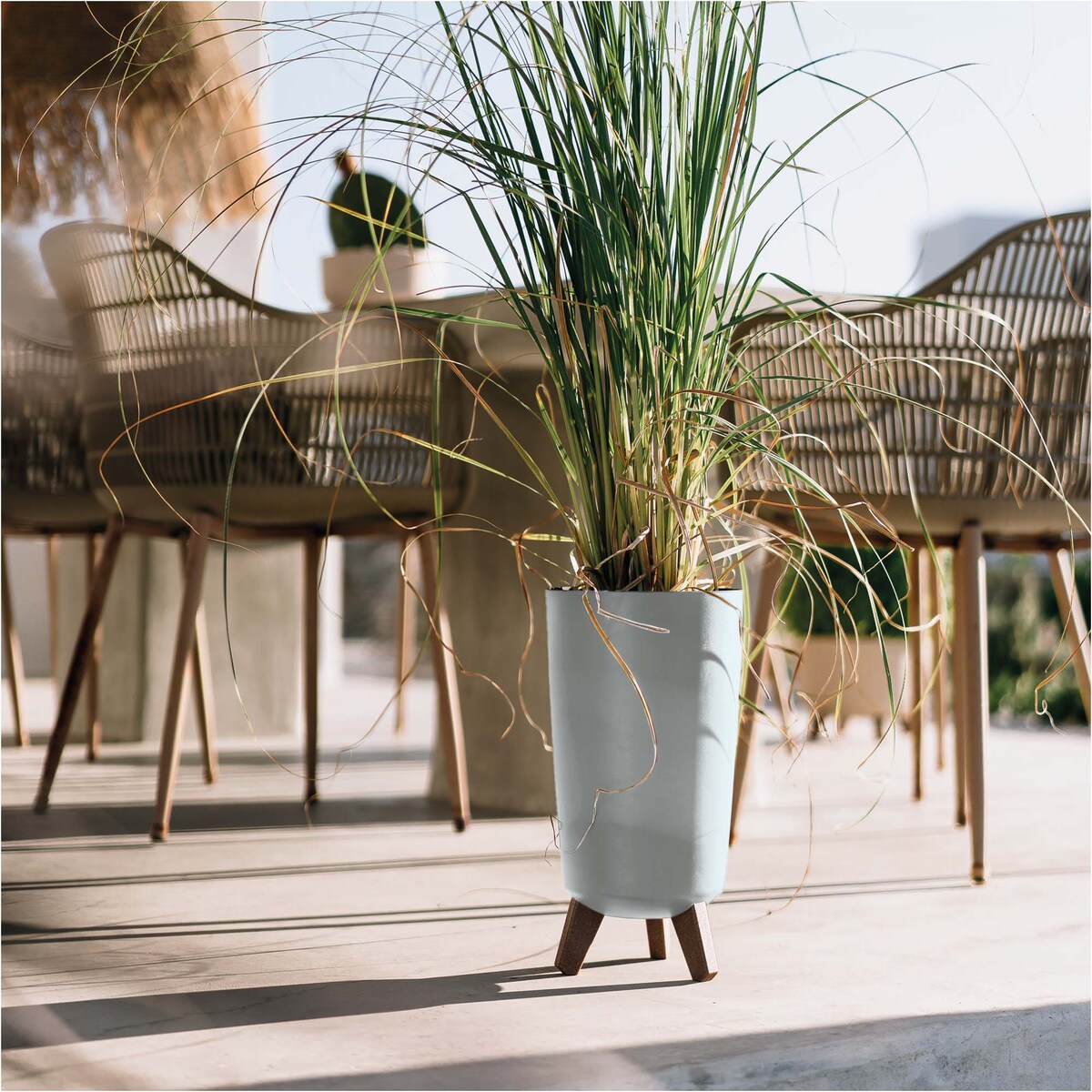 Donica Ogrodowa 23,9 Cm Na Nóżkach Wysoka Doniczka Dekoracyjna Biała