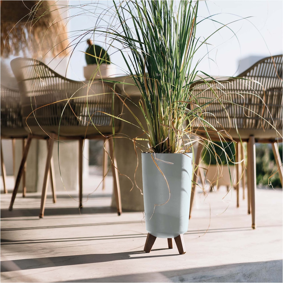 Donica Ogrodowa 23,9 Cm Na Nóżkach Wysoka Doniczka Dekoracyjna Biała