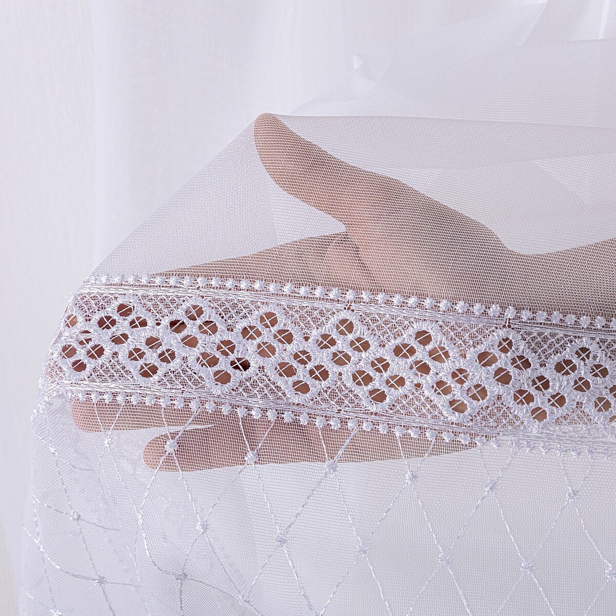 Firana na taśmie wave 300x265 biały ze wzorem