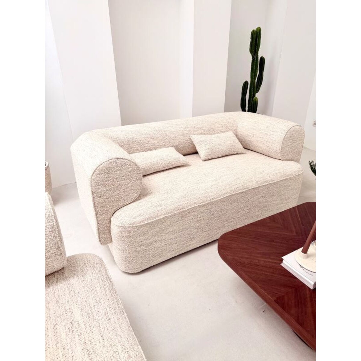 SOFA DWUOSOBOWA BELAGIO – KREMOWY MELANŻ Z BORDEM