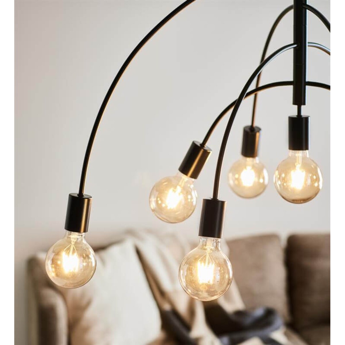 Wisząca lampa pokojowa Lavello metalowe łuki czarne