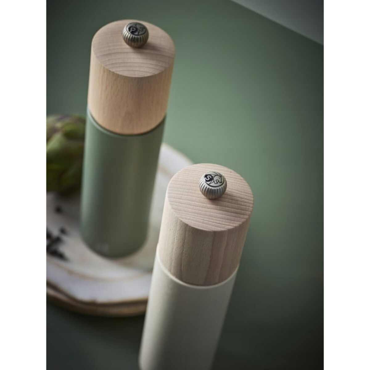 Młynek ręczny do pieprzu 21cm uniwersalny drewniany zielony pieprzniczka